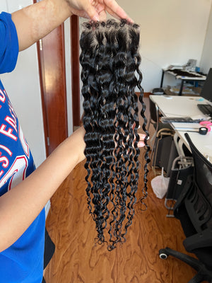 Frontal view of HD Lace Closure Deep Curly – Long-lasting Volume & Definition