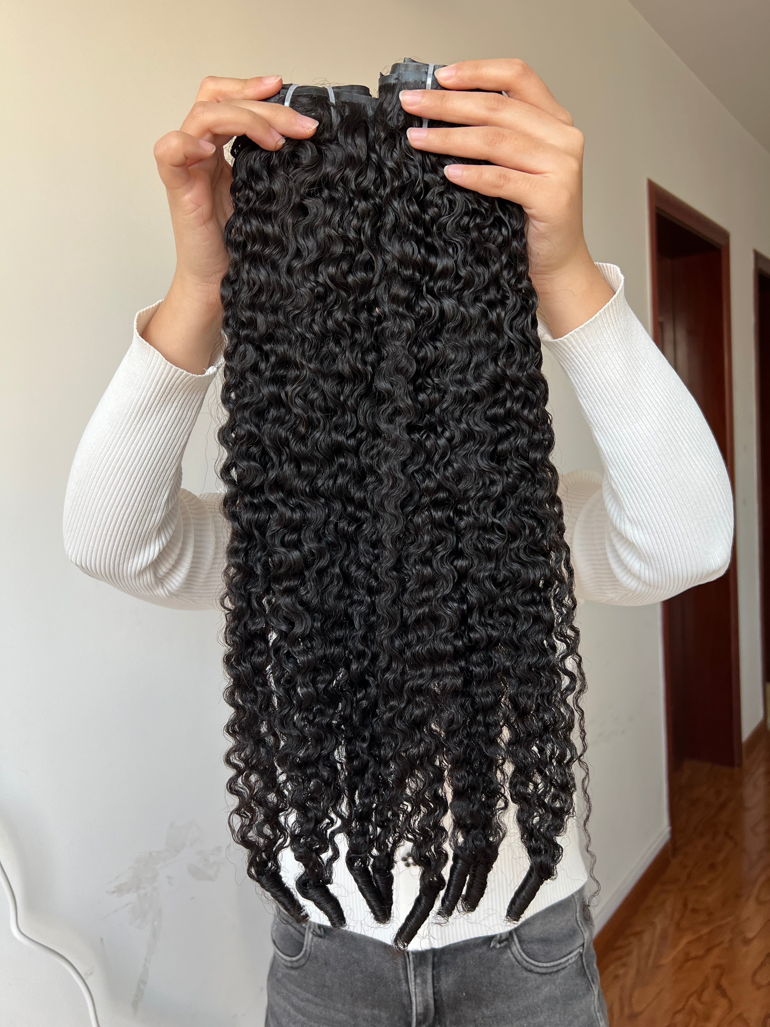 Seamless Clip-in Hair Extensions Pixie Curly – Short & Playful Curls