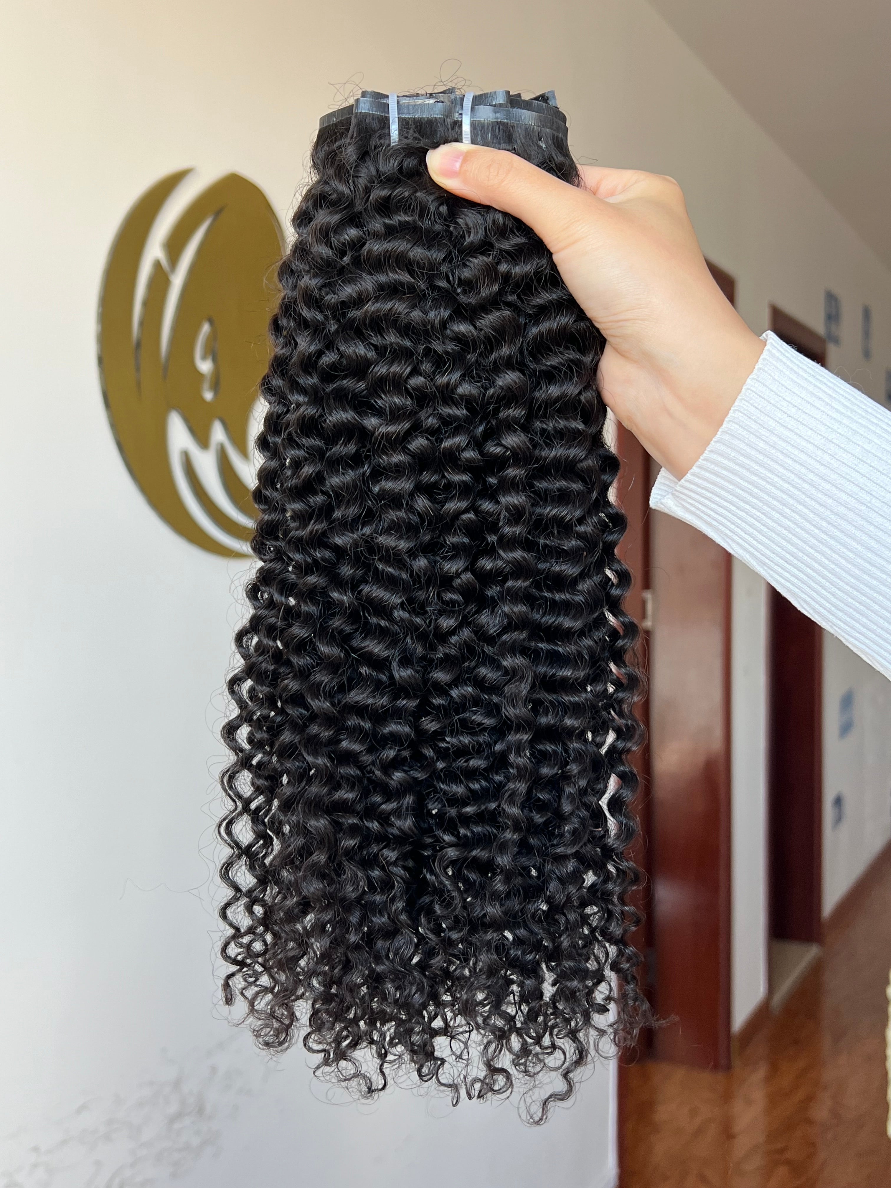 Seamless Clip-in Hair Extensions Jerry Curly – Soft Ringlet Curls