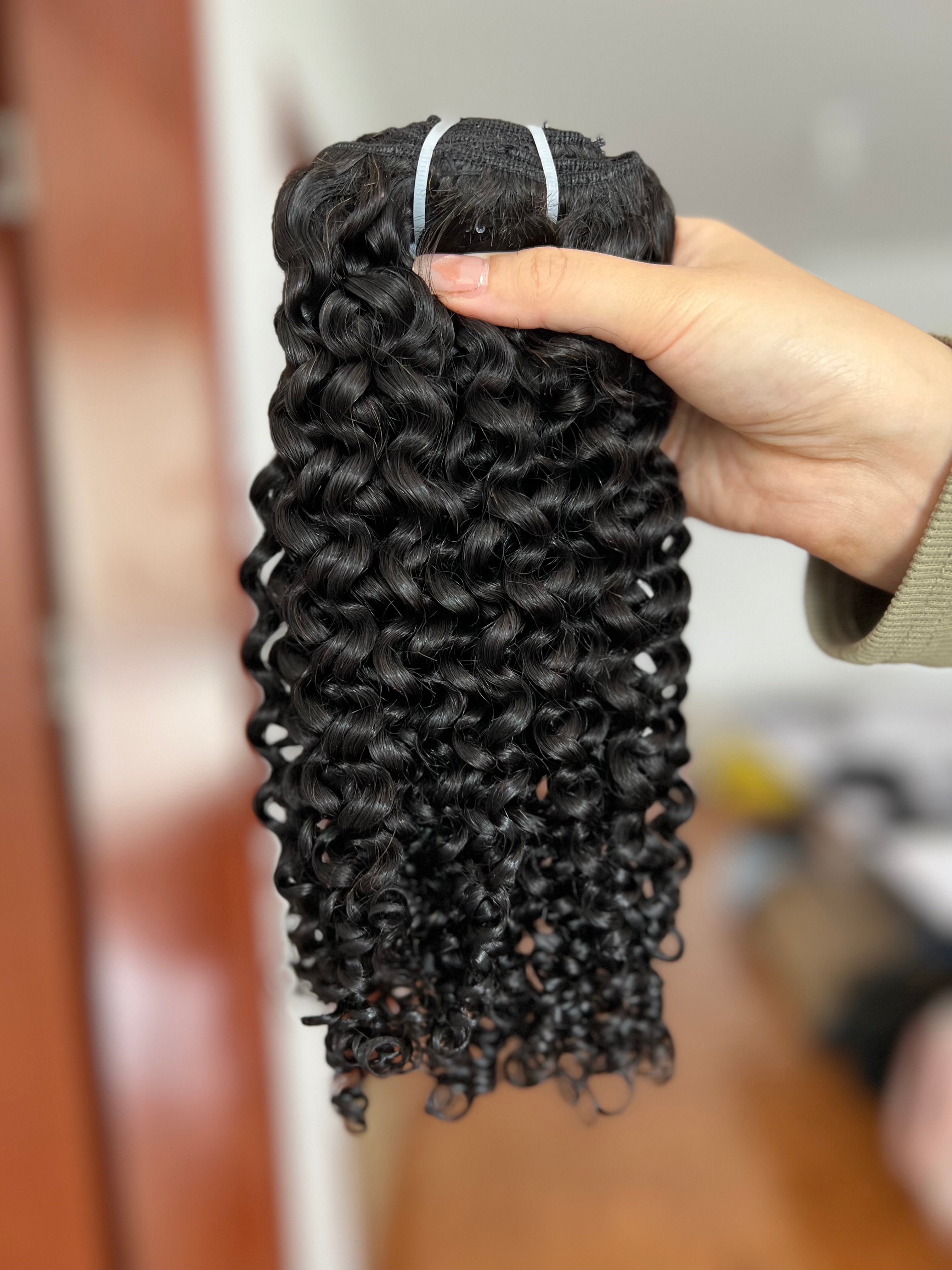 clip-in hair deep curly – 100% human hair, natural blend, easy install