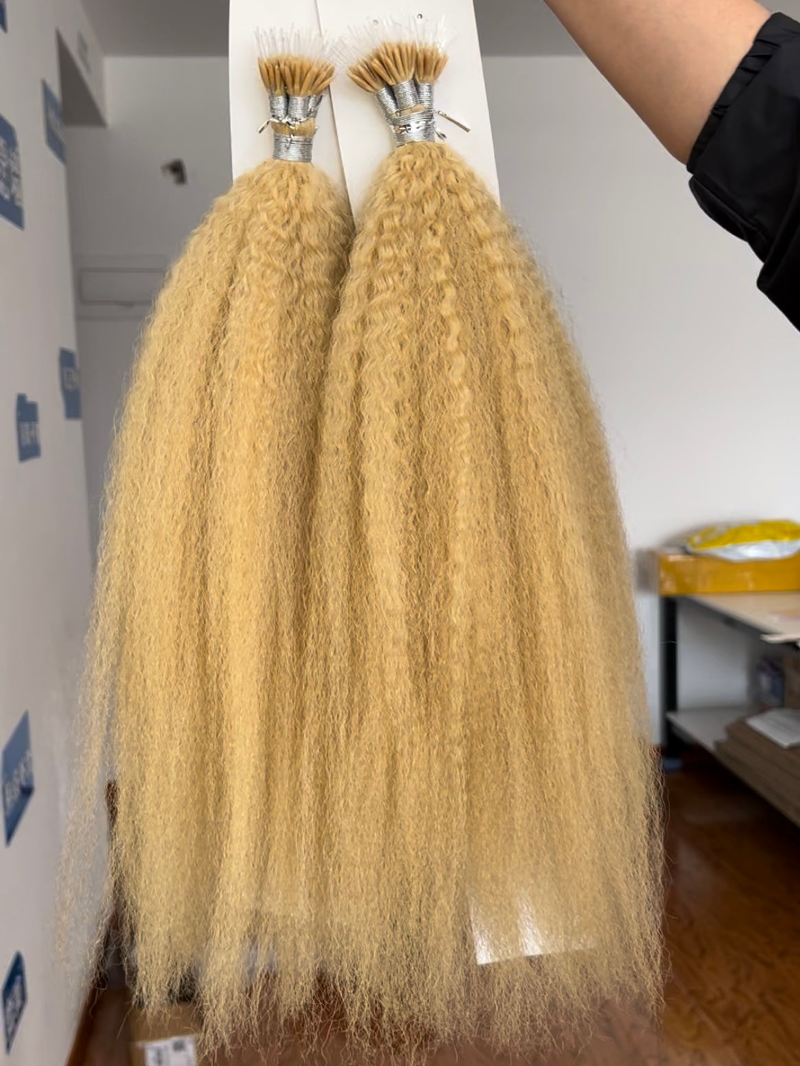 F-Tip Hair Extensions 0.8g/pcs Kinky Straight #613 Wholesale Price 100% 13A Virgin Hair