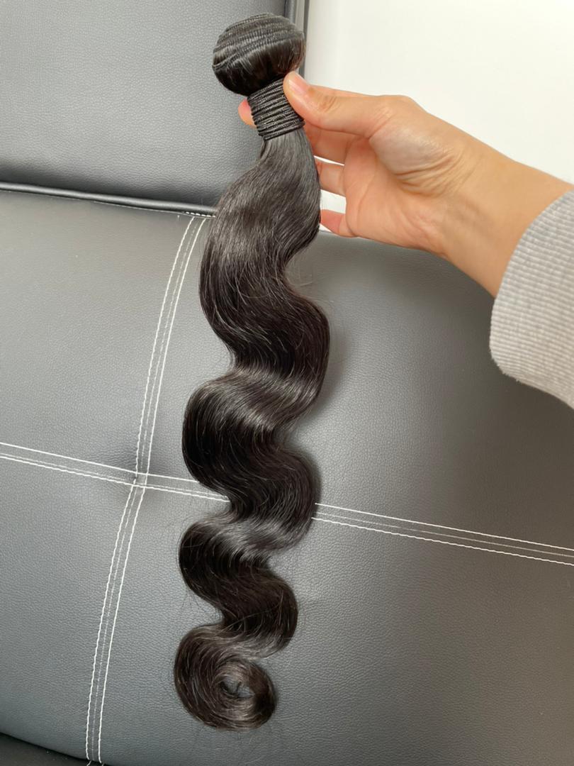 HoomyHair Bundle order for Kardiers Beauty Bar