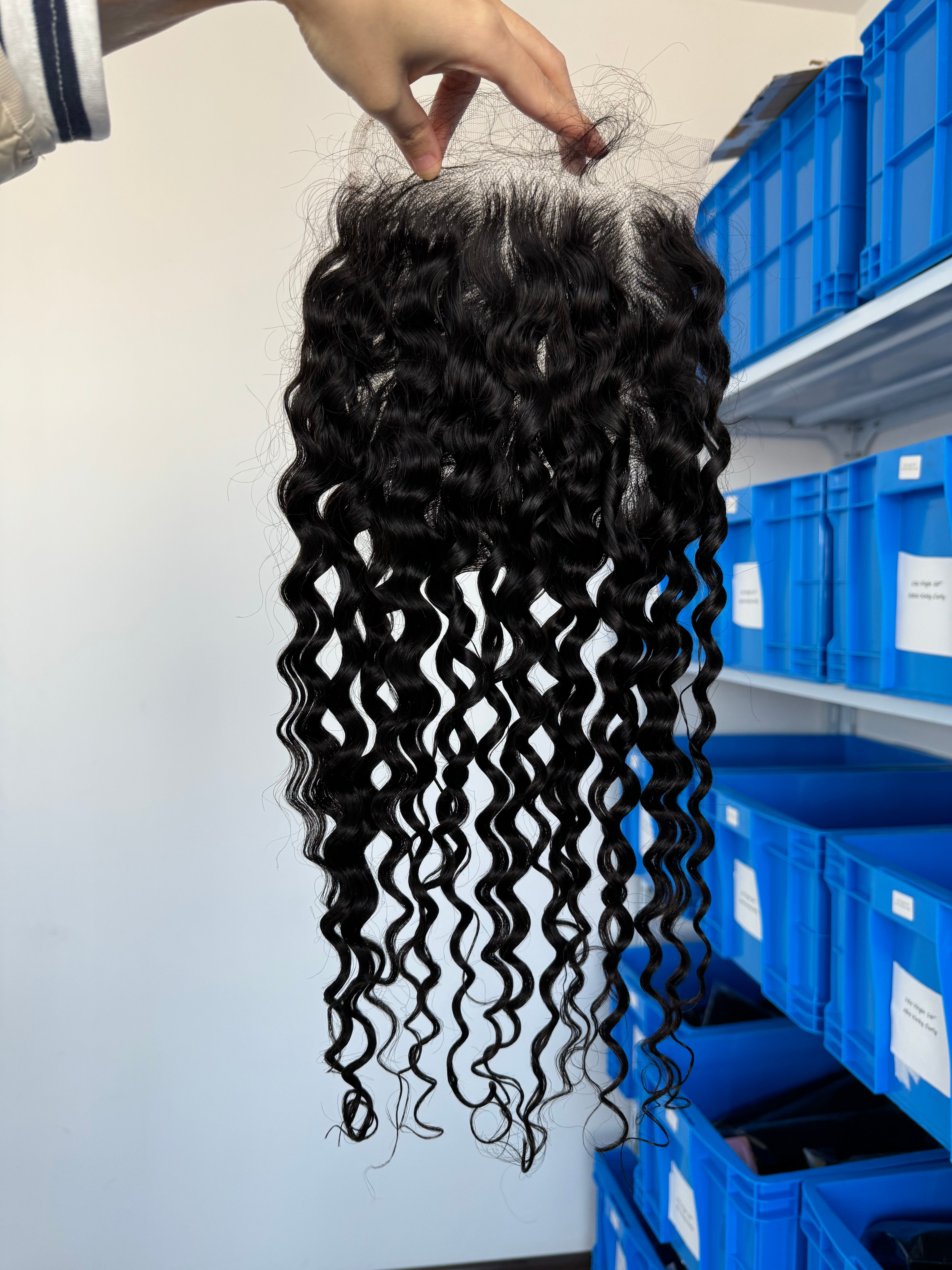Frontal view of HD Lace Closure Water Wave – Wet & Wavy 100% Human Hair