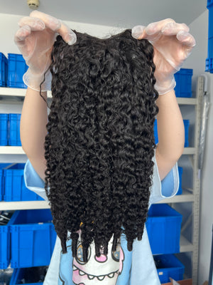 Frontal view of V-part Wig Pixie Curly – Short & Playful, Easy Styling