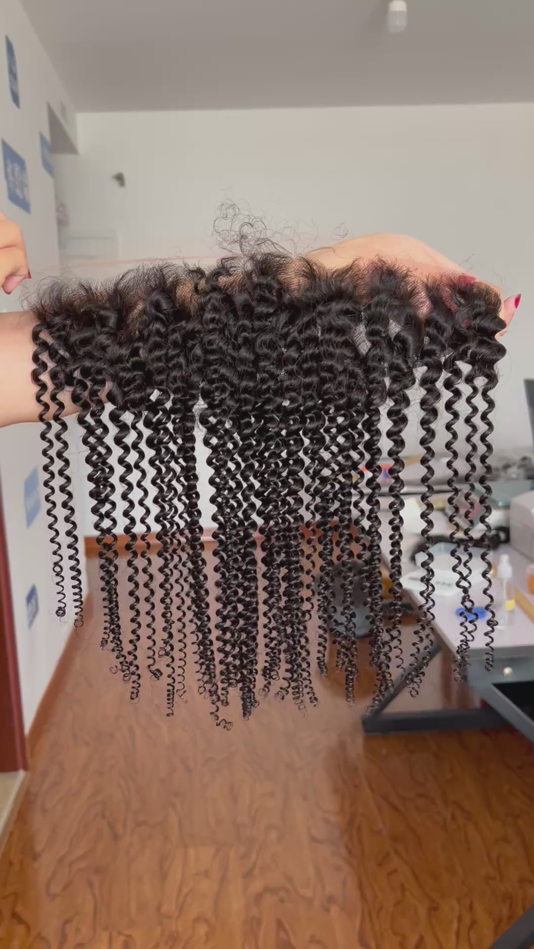 HD Lace Frontal Kinky Curly – Tight & Bouncy Natural Curls