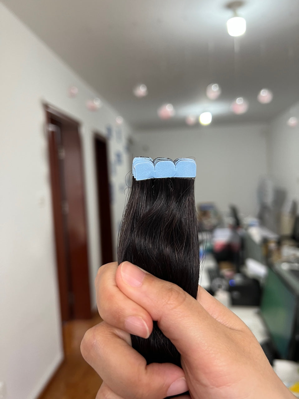 Micro Tape in Extensions 14" & 20" 108 pieces & replacement tape 320 pieces
